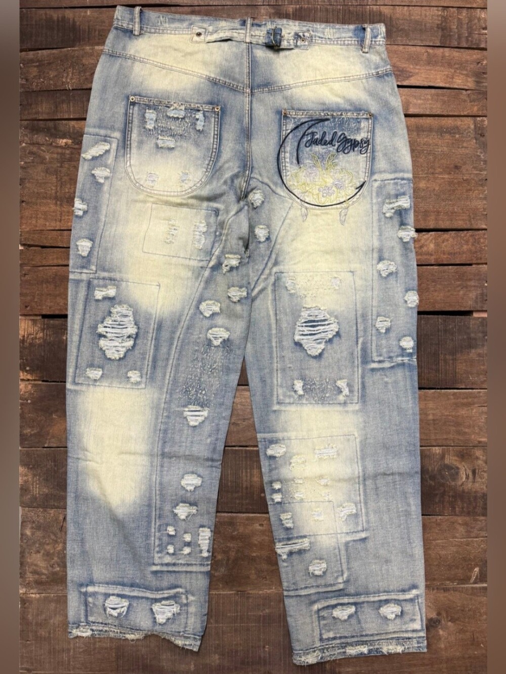 ✨️L/XL LEFT✨️BRAND NEW Classic Peace and Love Denim Jeans by Jaded Gypsy - Picture 2 of 3